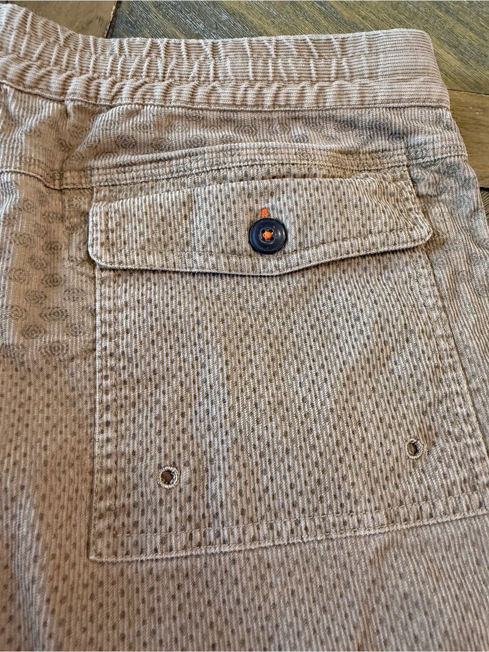 Howler Brothers Men's Size 30 Shorts Brown/Tan Pressure Drop Cord Shorts - Picture 6 of 6